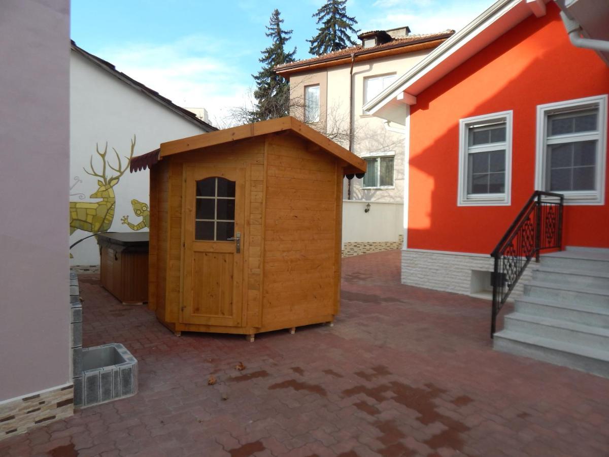 Red House Otel Köstendil Dış mekan fotoğraf