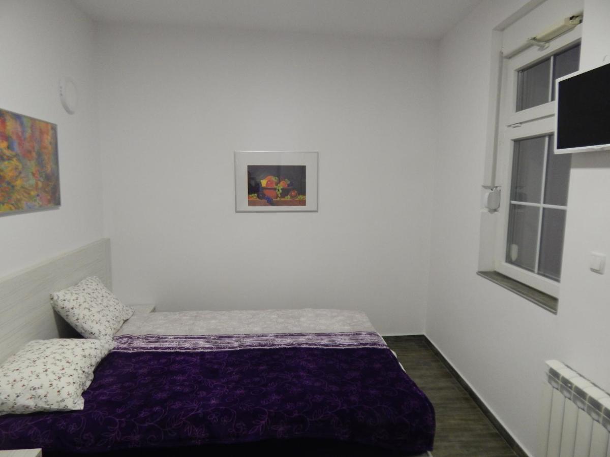 Red House Otel Köstendil Dış mekan fotoğraf