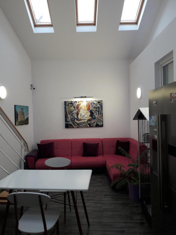 Red House Otel Köstendil Dış mekan fotoğraf